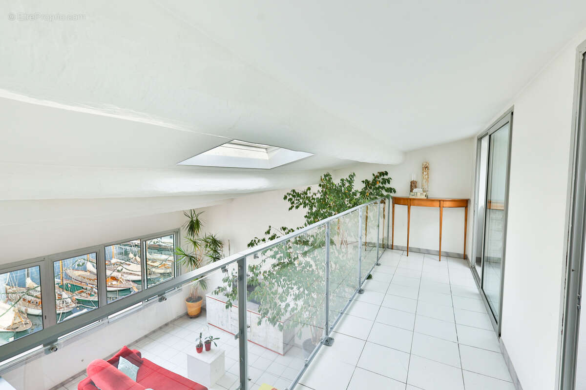 Appartement à MARSEILLE-7E