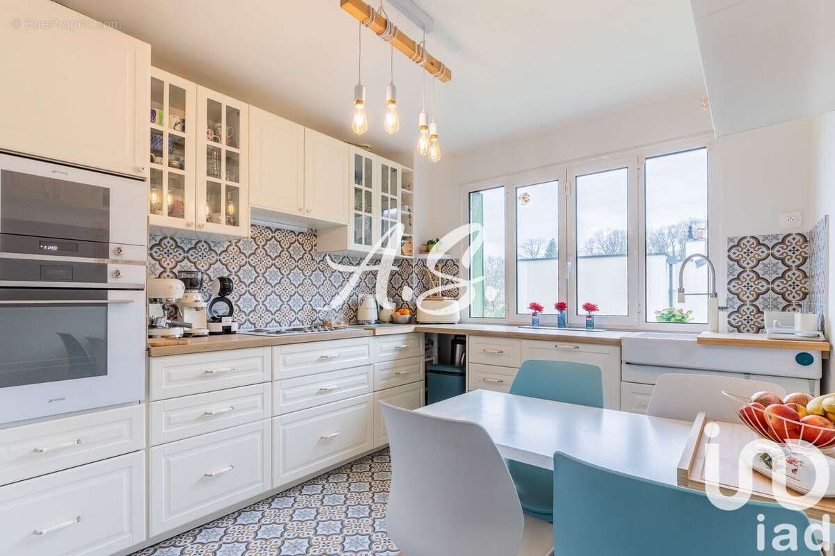 Photo 4 - Maison à VERRIERES-LE-BUISSON