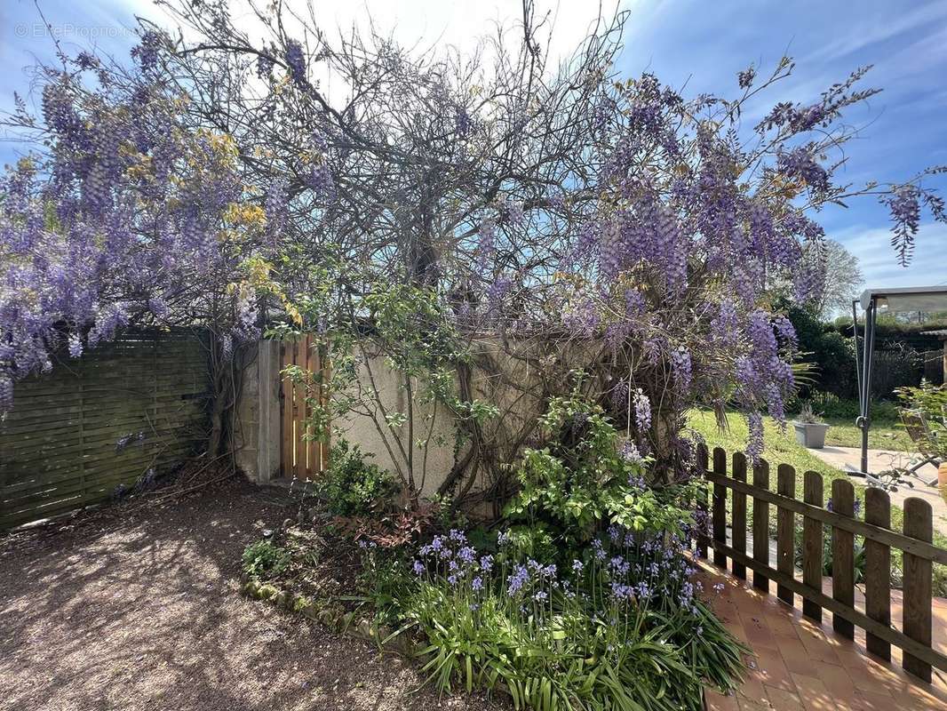 Maison à SAINT-DENIS-DE-PILE