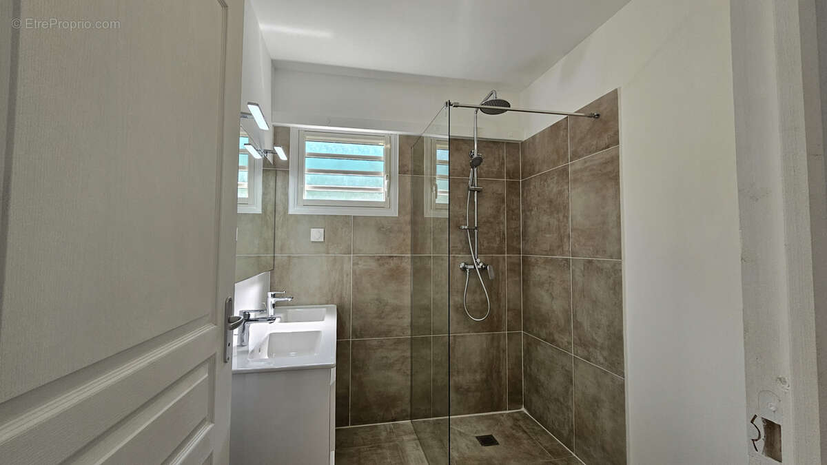 Maison à BOUILLANTE