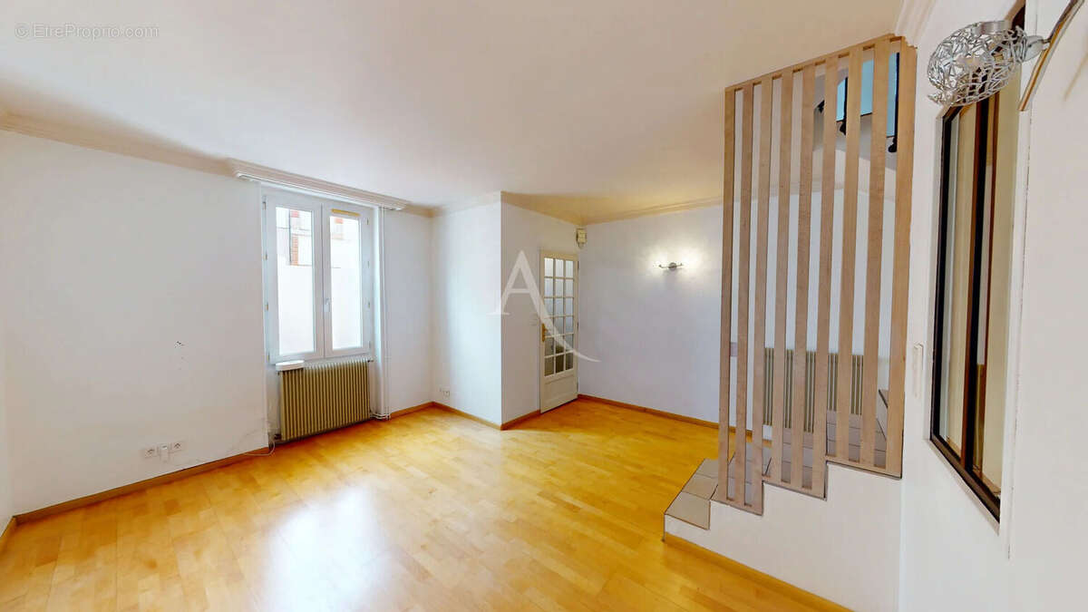 Orléans - Dunois Maison 4 Pièces 93m² - photo 3