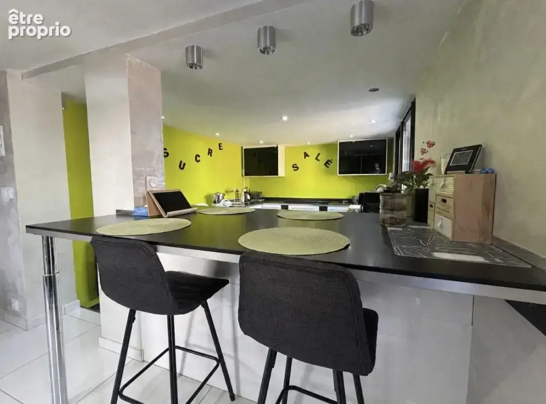 Maison 184 m² à Pontault-Combault  - photo 4