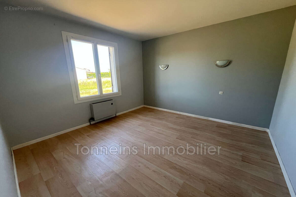 Maison 66 m² à Fauguerolles  - photo 8