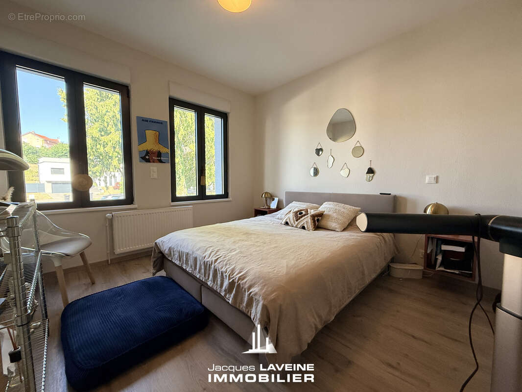Appartement à LESSY
