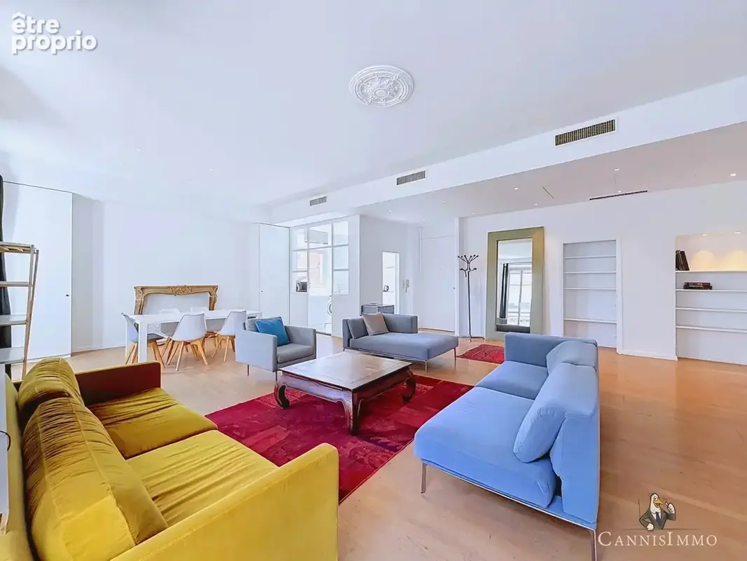 CANNES CENTRE RARE Appartement de caractère  220m2  au sol à 5 minutes de la Croisette - photo 4