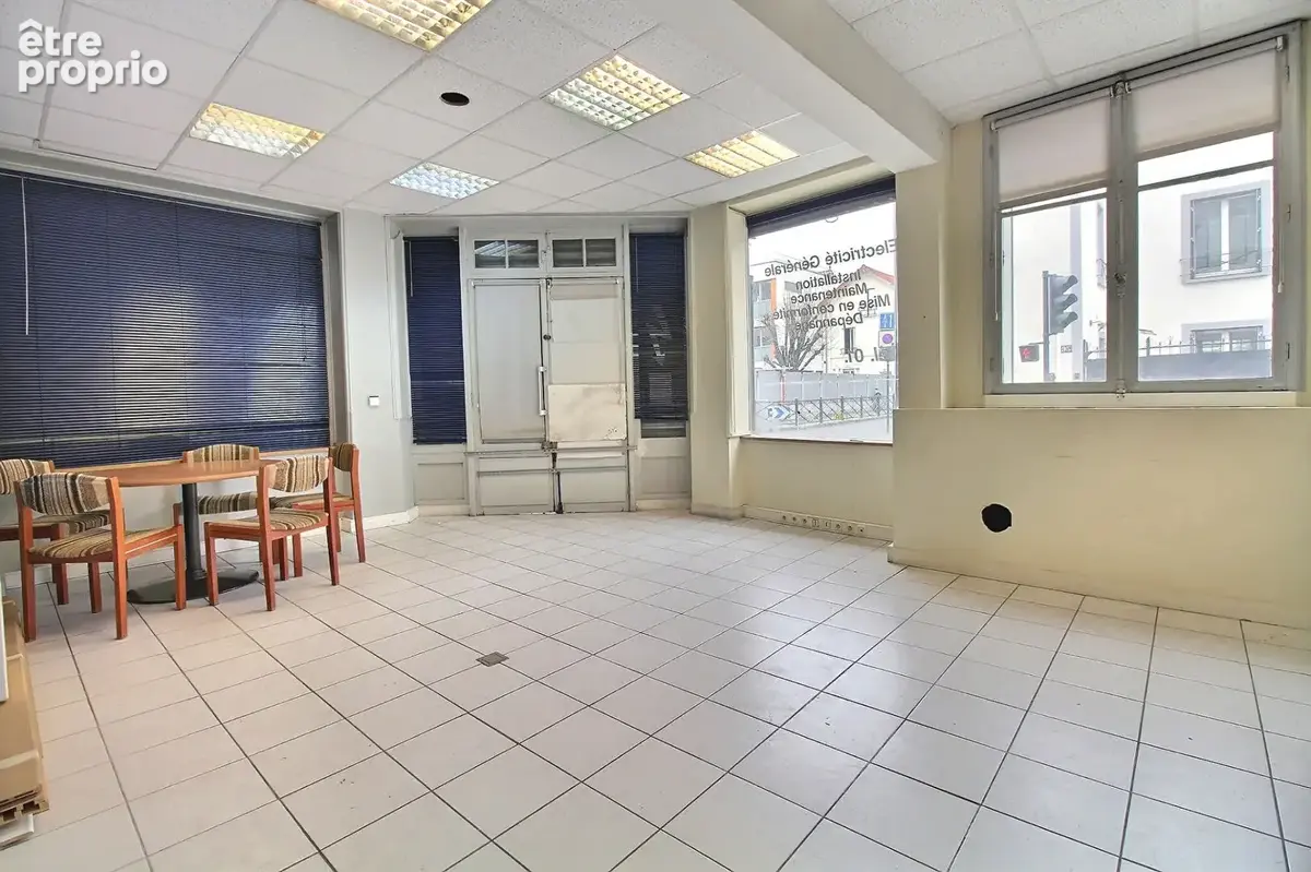 Colombes - les vallées - local commercial 70m² + réserve 100m² - photo 3