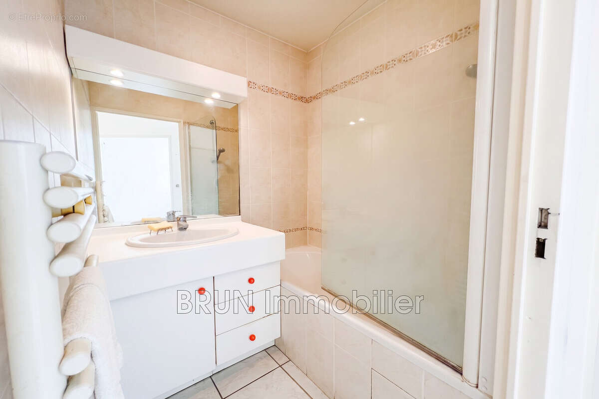 Appartement 36 m² à Antibes  - photo 7