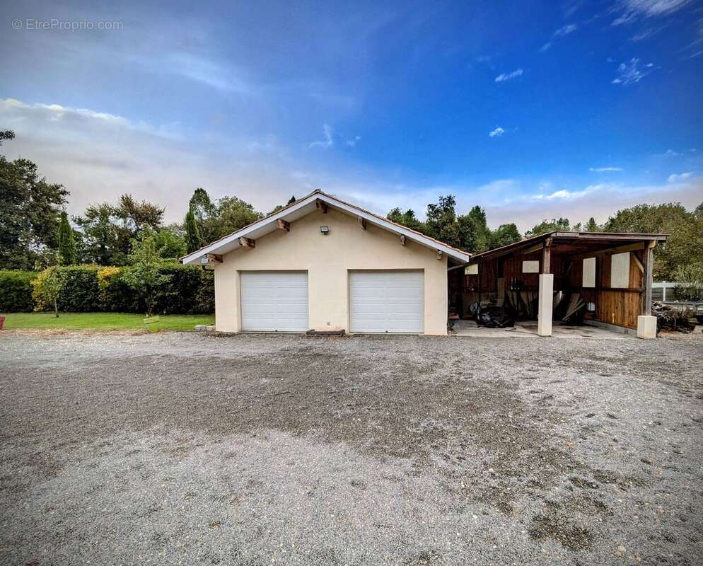 Maison à SAUGNACQ-ET-MURET