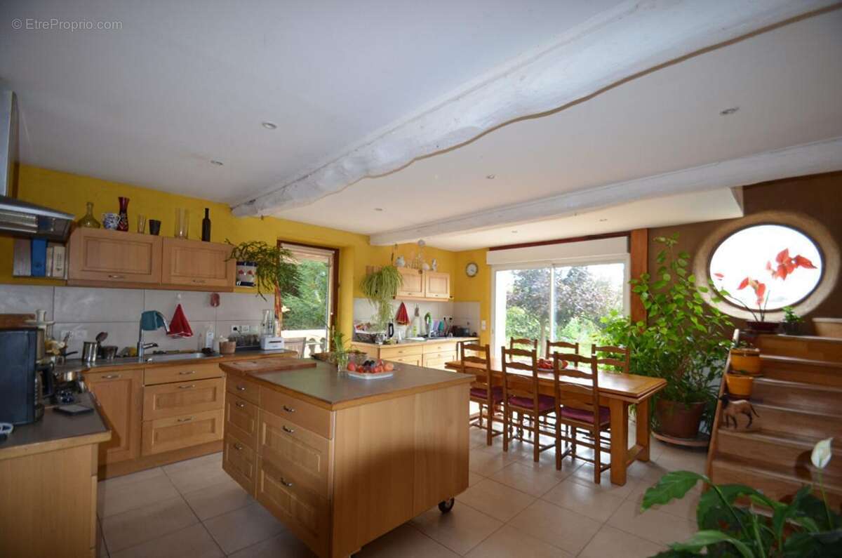 Maison à LENTILLY