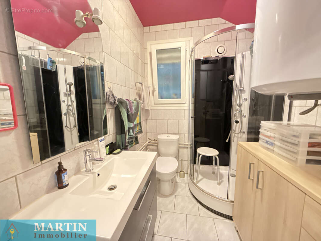 Maison à SAINT-LAURENT-DE-CERDANS