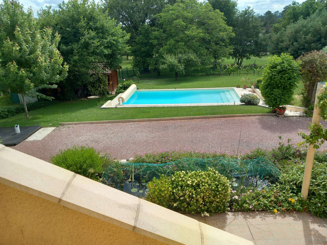 Exclusivité - villa f4 avec piscine - photo 6