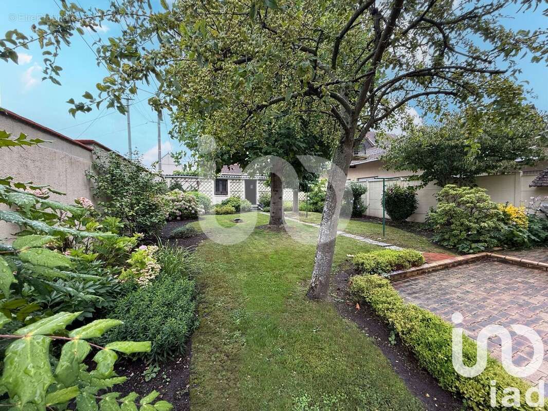 Photo 3 - Maison à OISSEL