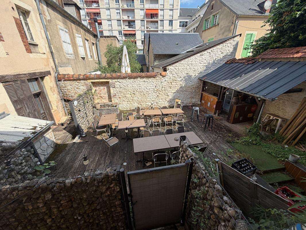 Immeuble de rapport à fort potentiel en plein centre de Nevers - photo 13