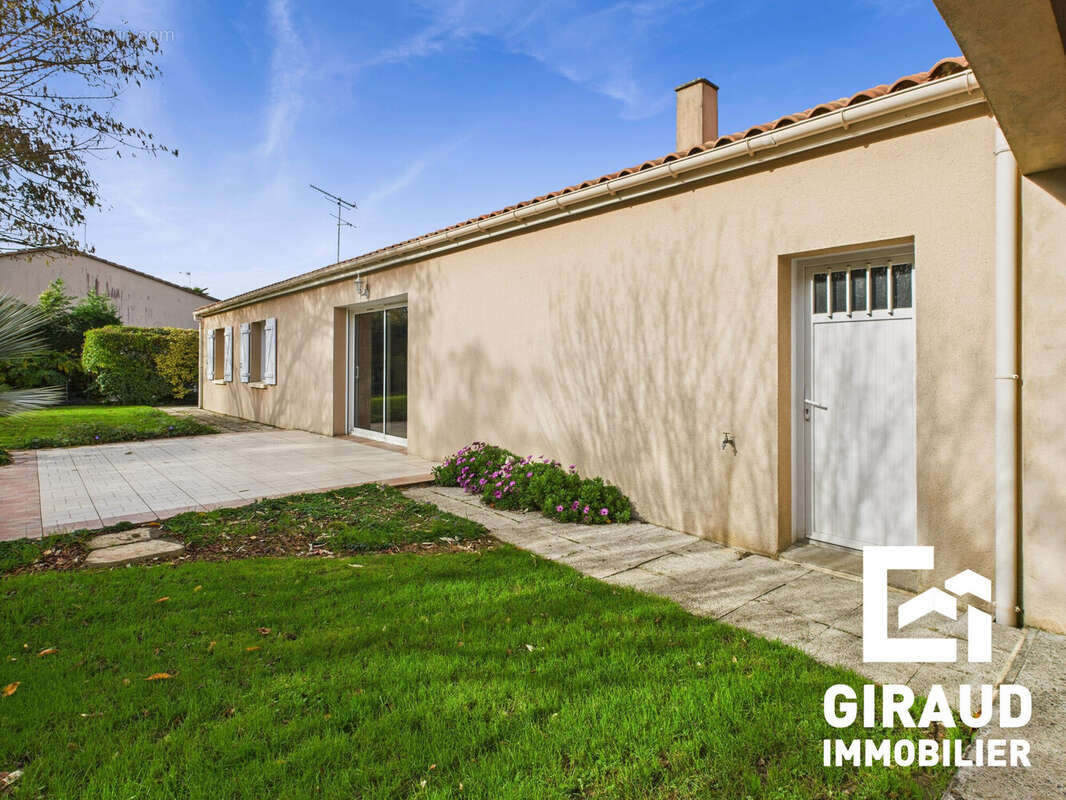 Maison à FONTENAY-LE-COMTE