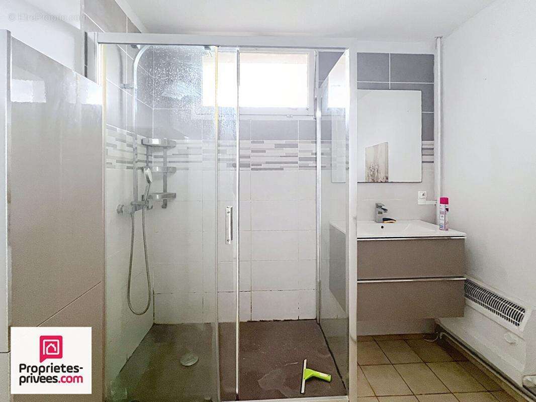 Appartement à SALON-DE-PROVENCE