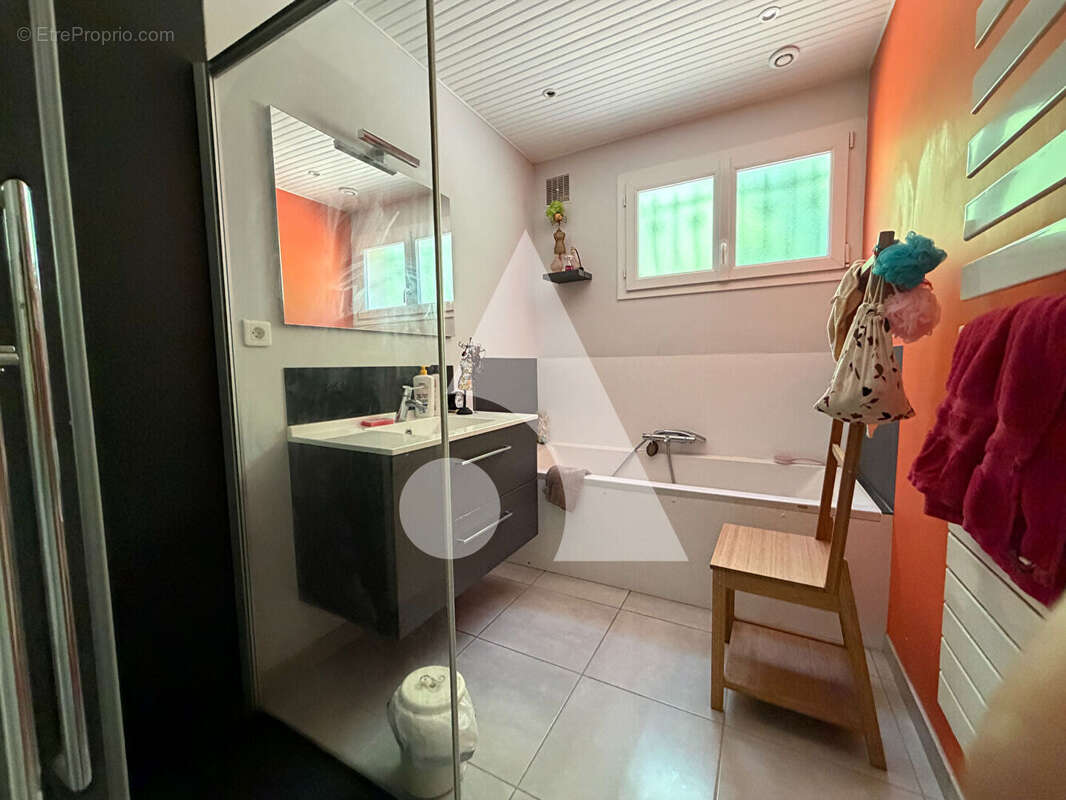 Maison La Tremblade 3 chambres 153 m2 - photo 11