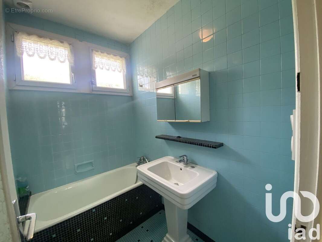 Photo 8 - Maison à CALLAC