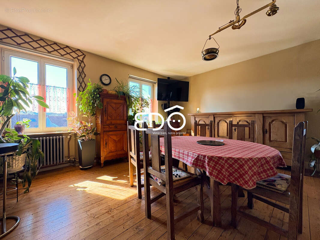 Salon - Appartement à SAVERNE