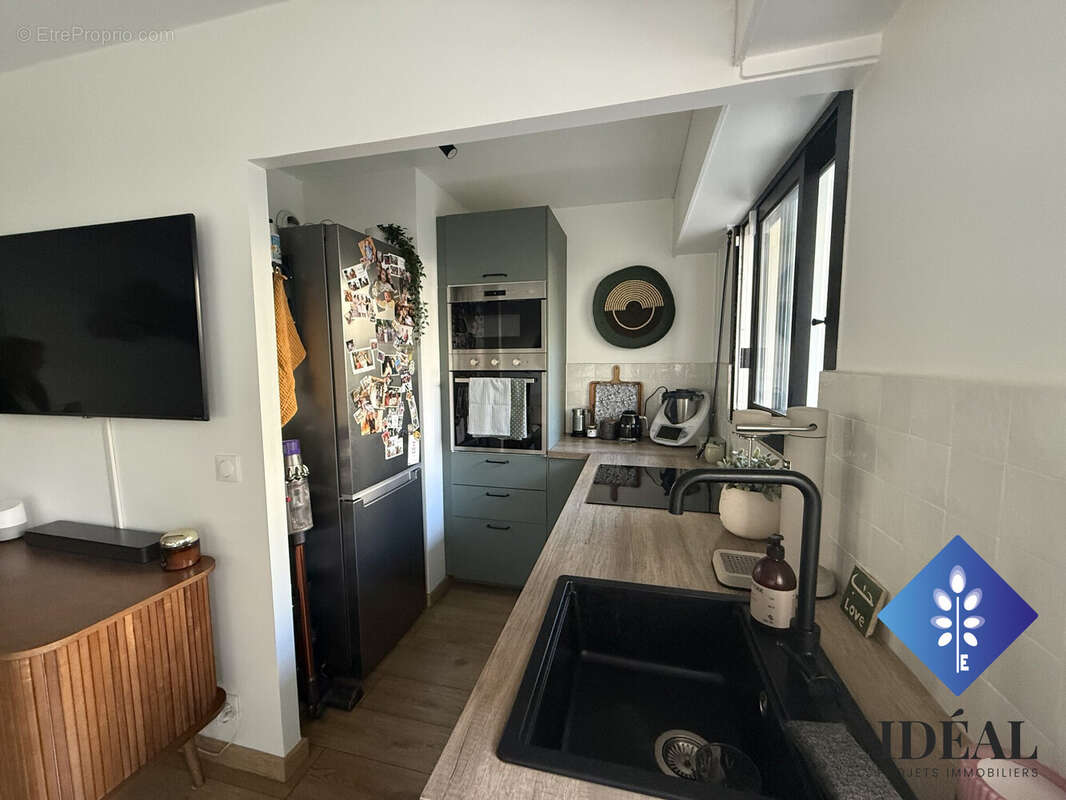 Appartement à PARIS-12E