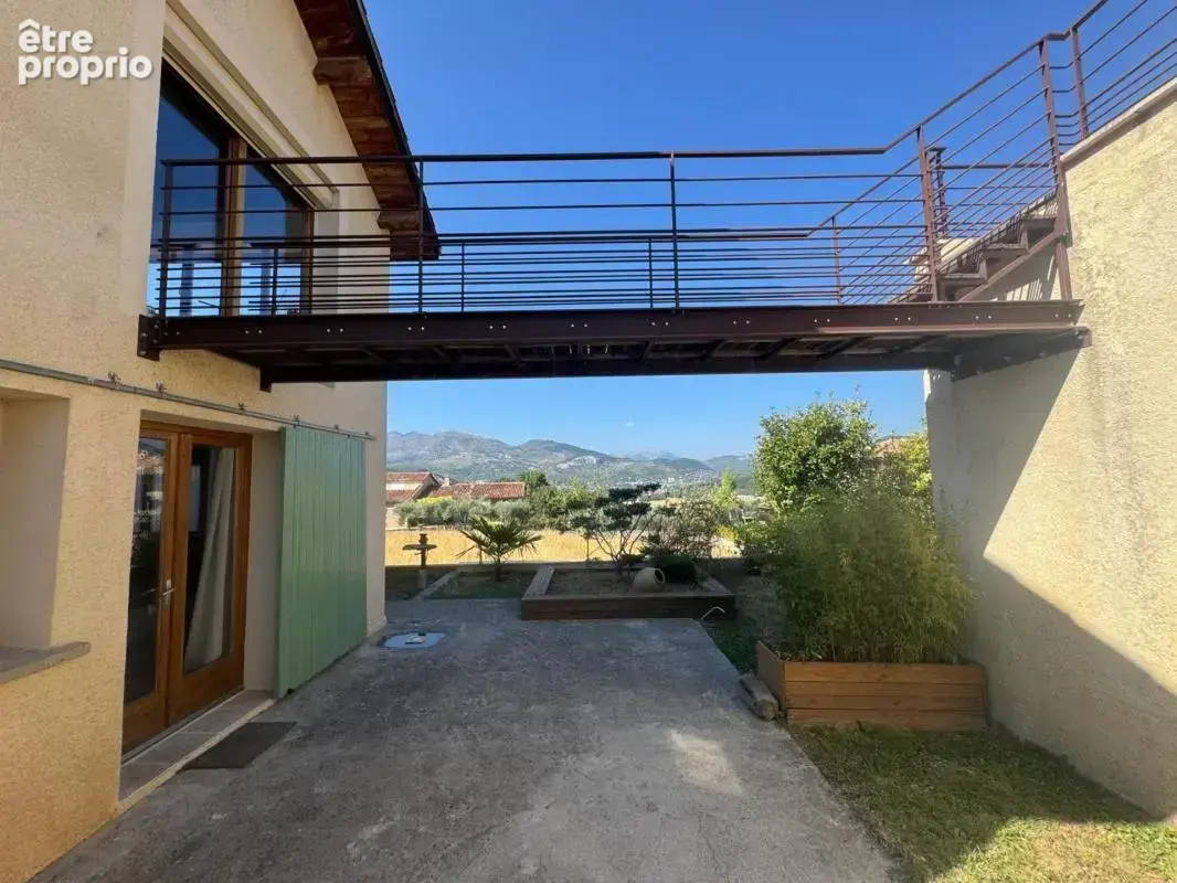 COUP DE CŒUR – Maison en pierres rénovée avec eau de source, vue panoramique et garage – Gaubert, Digne-les-Bains - photo 14