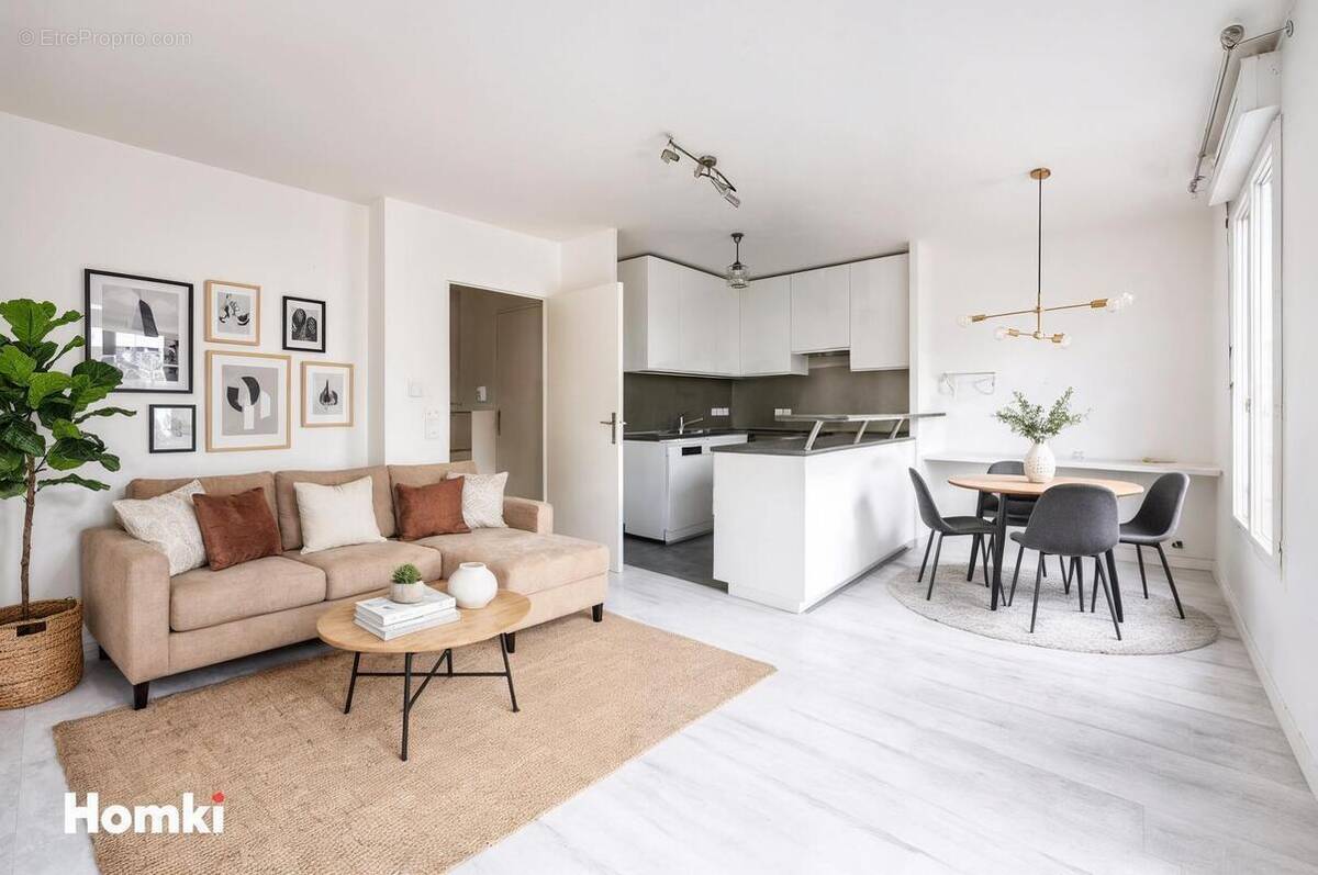 Appartement à NANTERRE