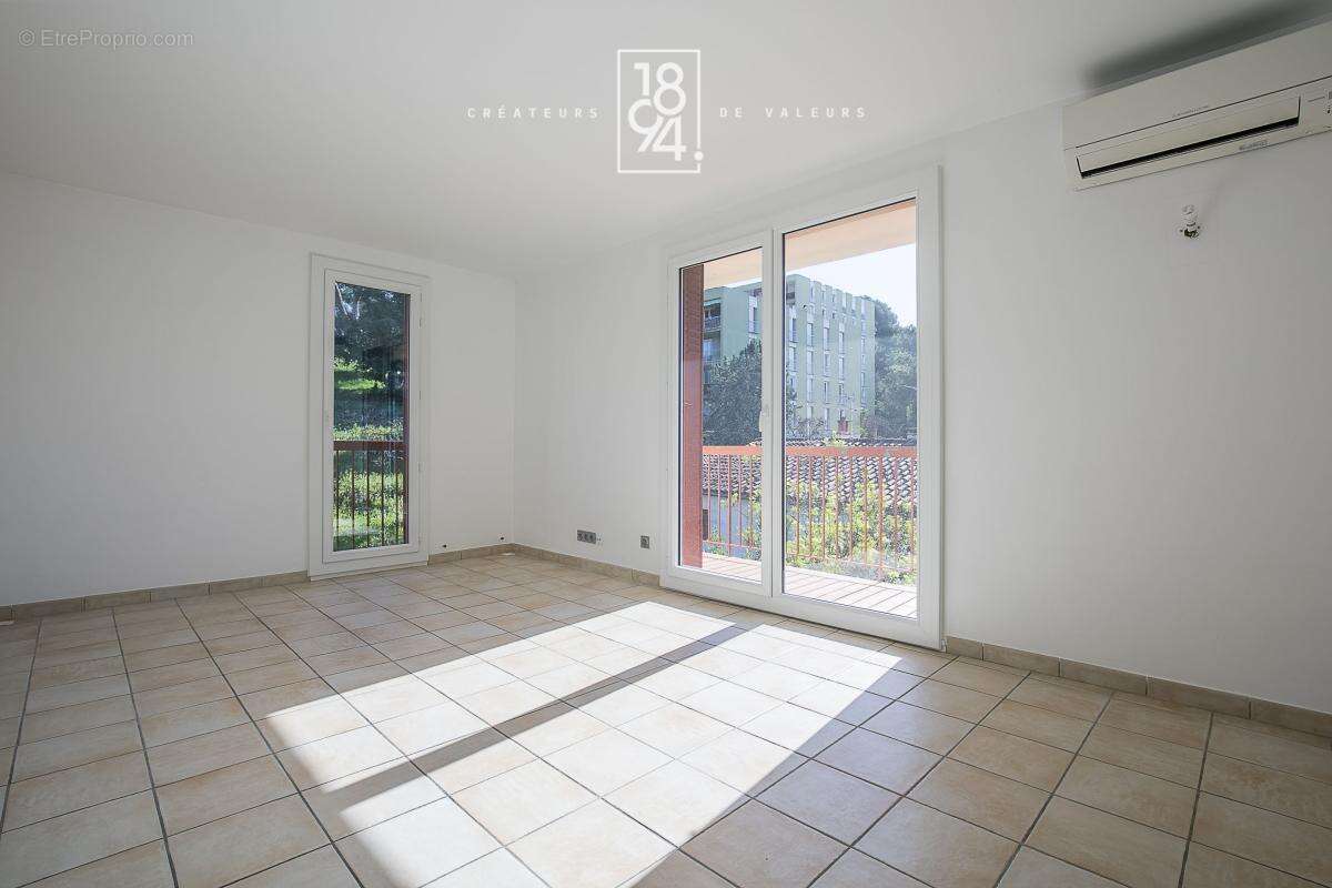 Appartement à MARSEILLE-13E