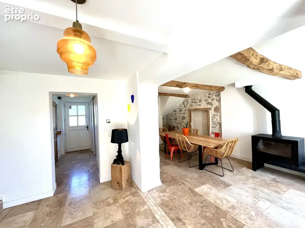 Carcassonne: Maison entièrement rénovée avec jardin et piscine - photo 5
