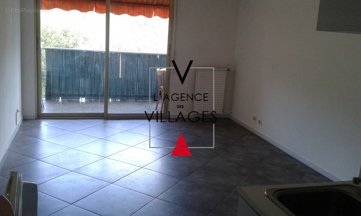 Appartement à PEYMEINADE