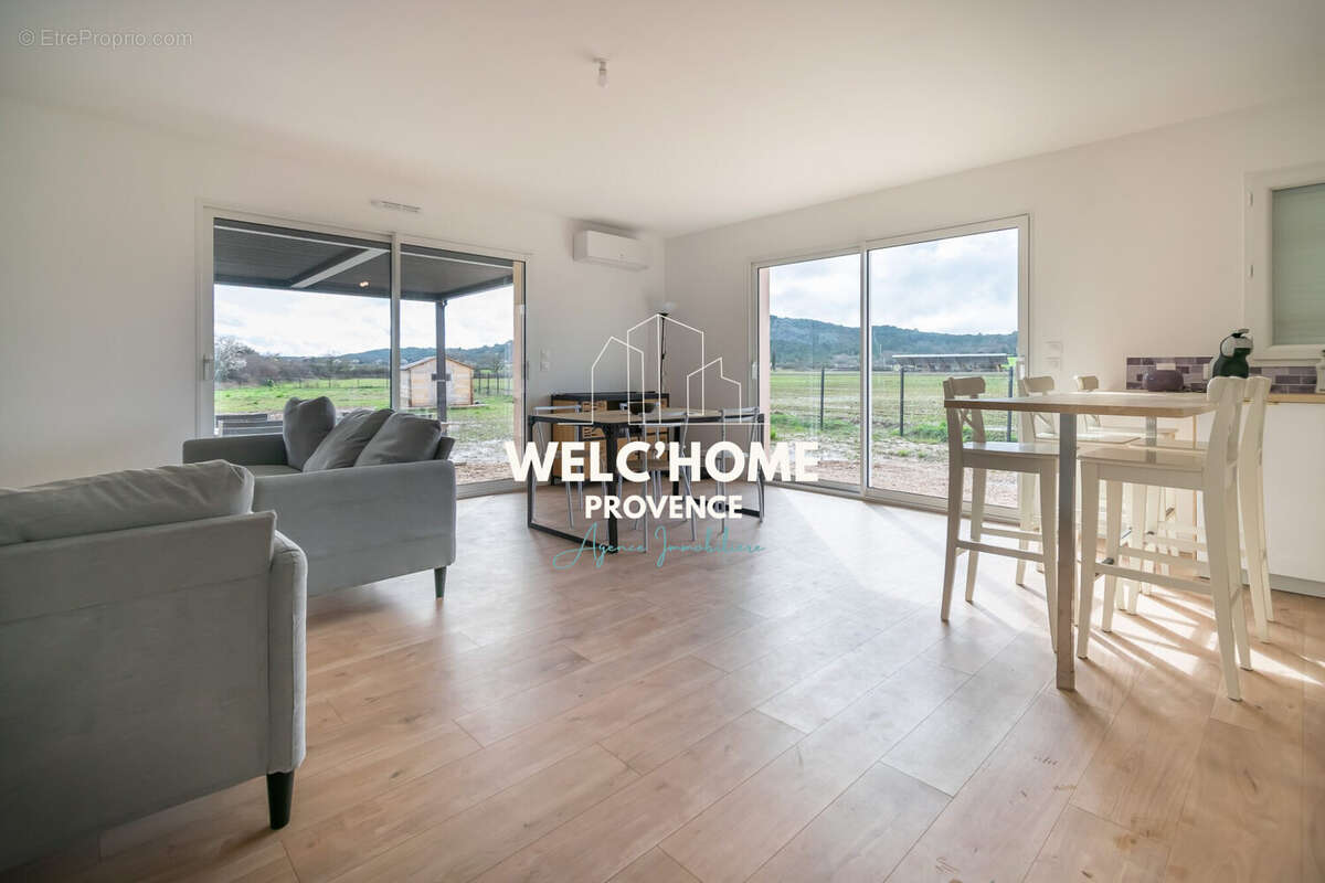 Maison à SAINT-JULIEN