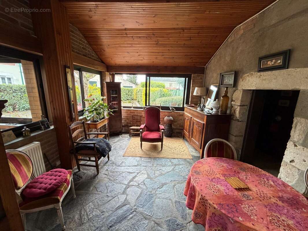 Maison à POILLY-LEZ-GIEN