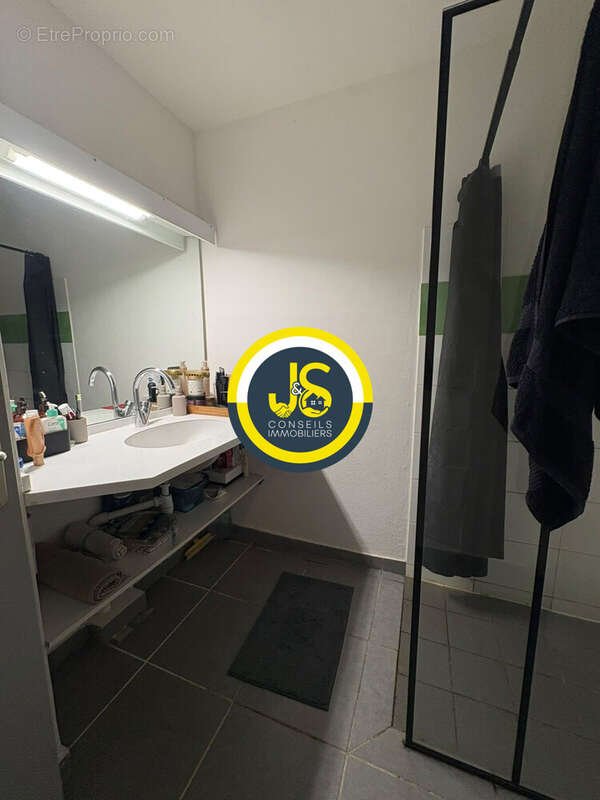 Appartement 28 m² à Remire-Montjoly  - photo 8