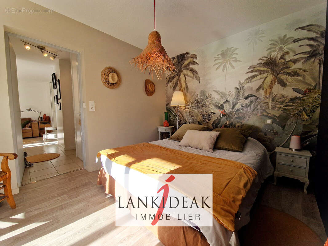 Appartement à USTARITZ