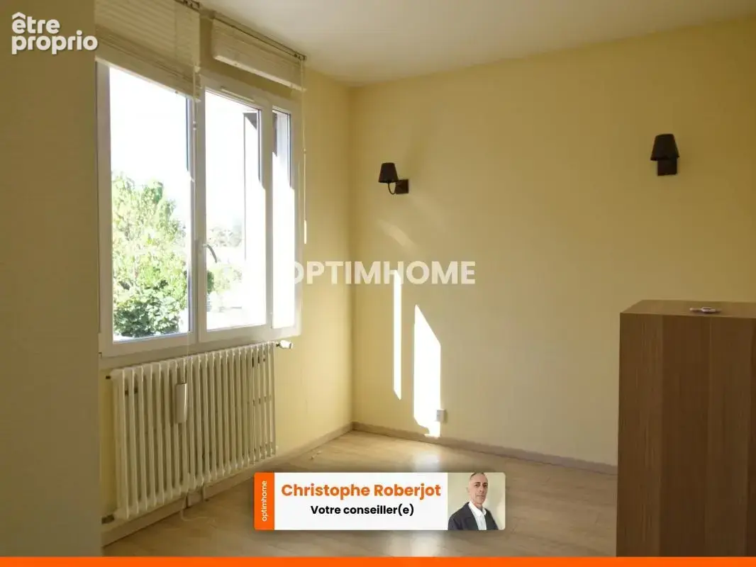 La campagne à la ville ! Jolie maison de 118m2 habitables avec garage et cour dans le quartier prisé de Chalon sur Saône et à 35 - photo 12
