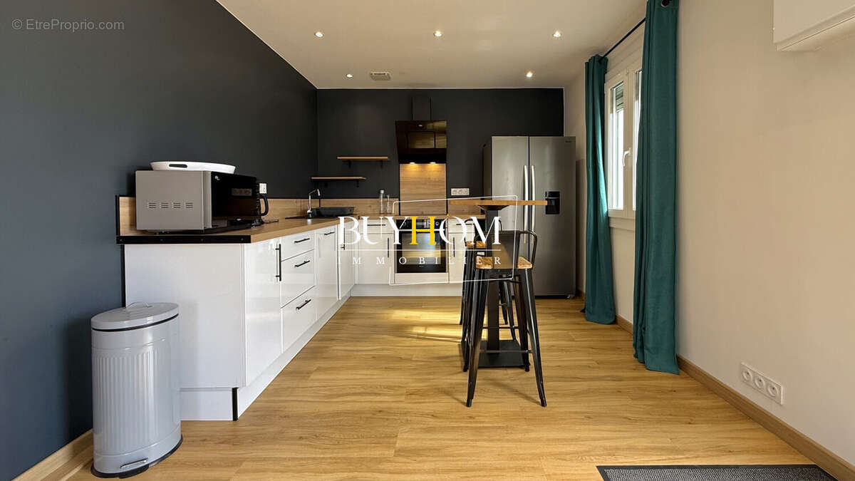 Maison à L&#039;ISLE-SUR-LA-SORGUE