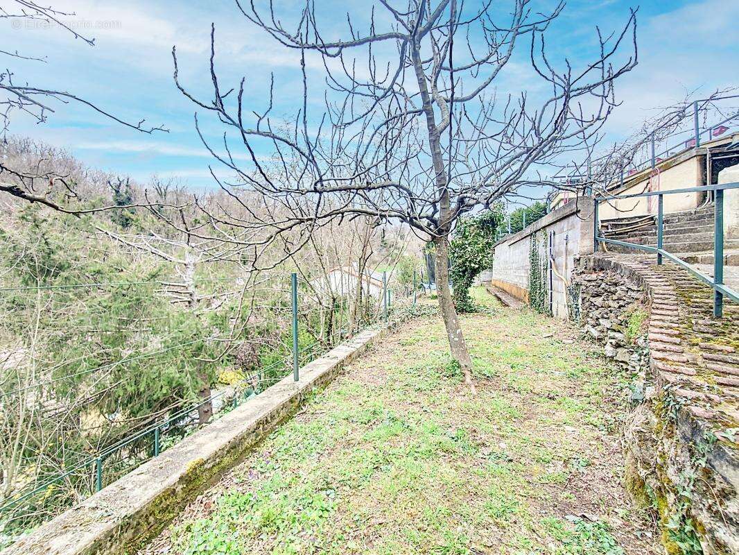 Maison à CHASSE-SUR-RHONE