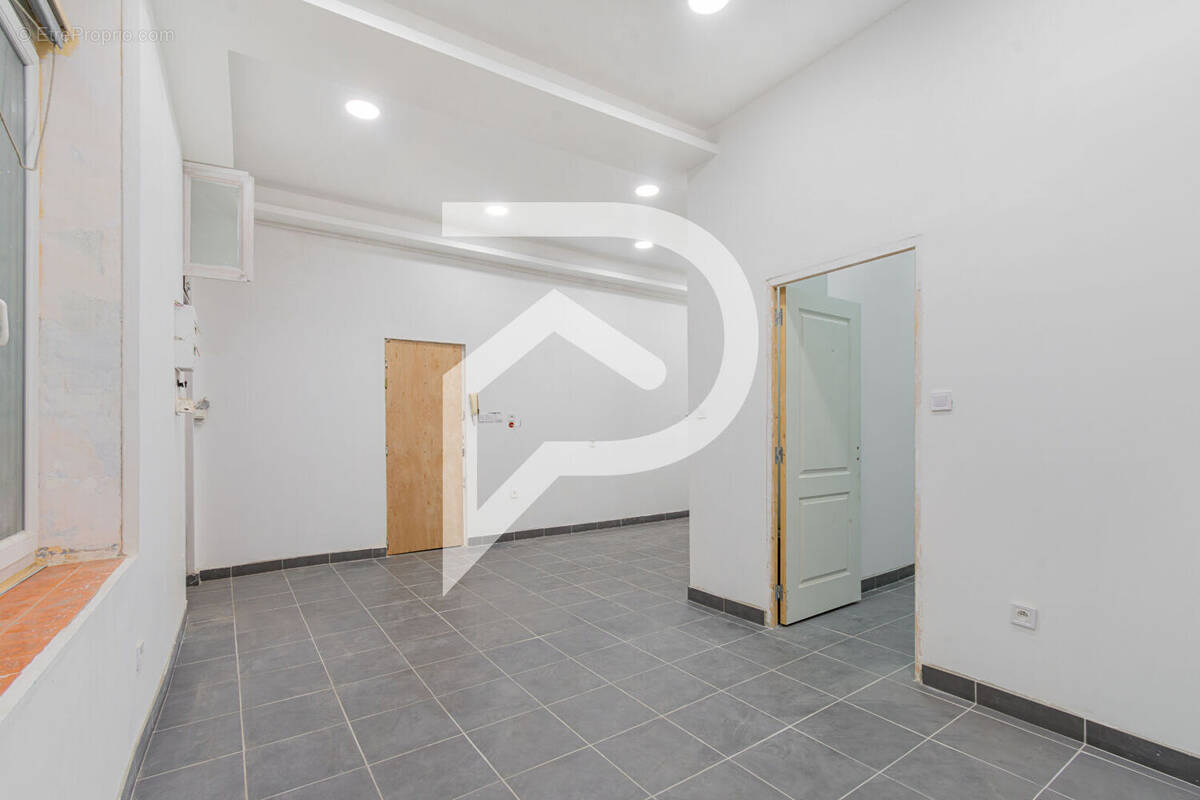 Appartement à MARSEILLE-6E