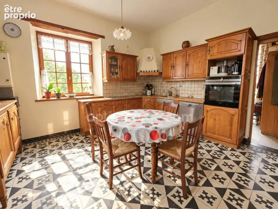  manoir du xviie siècle – 16 000 m² de terrain – dépendances - photo 6