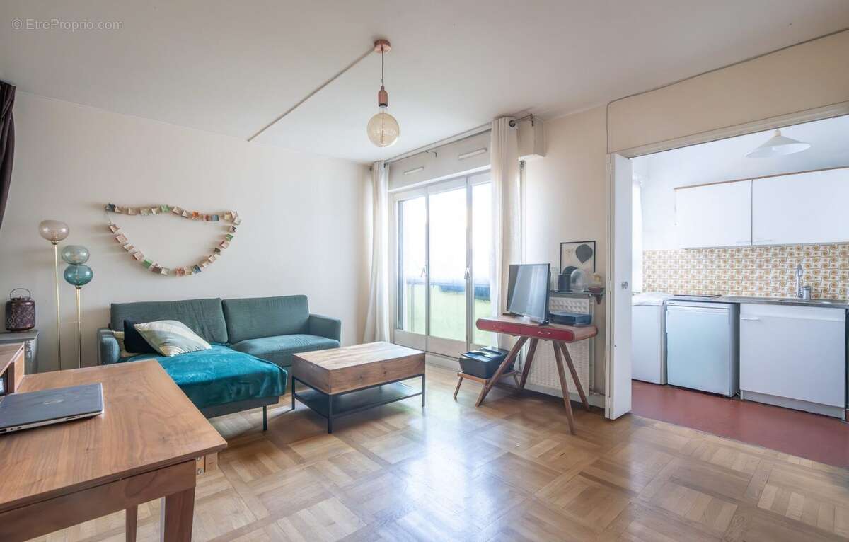 Appartement à PARIS-12E