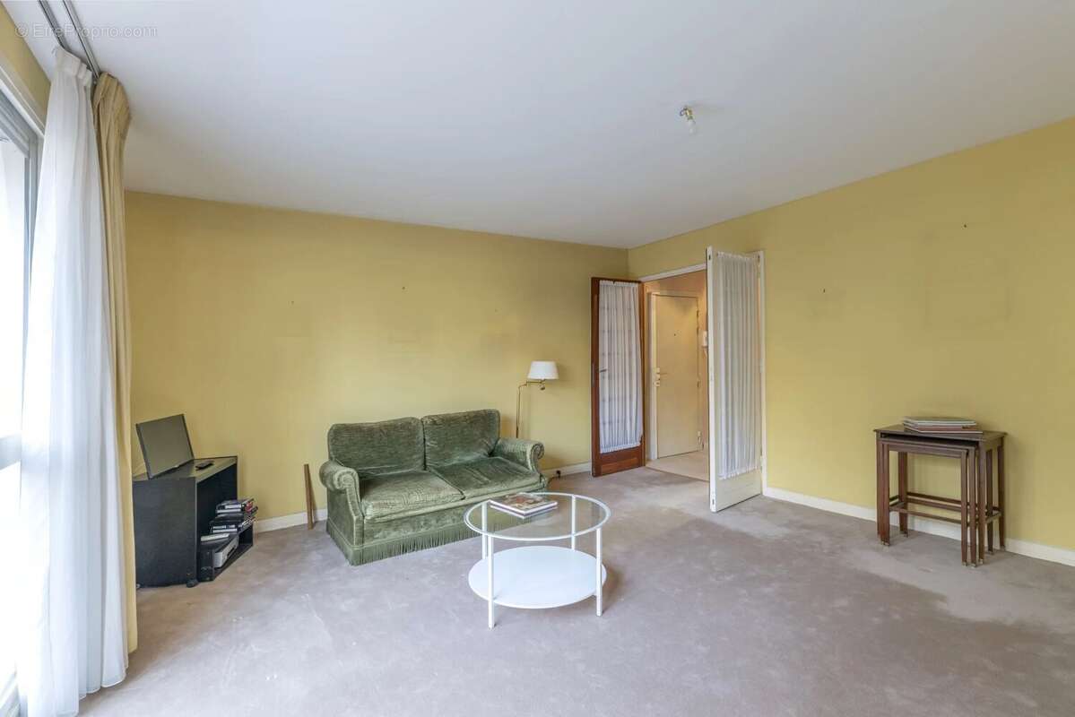 Appartement à CHAVILLE