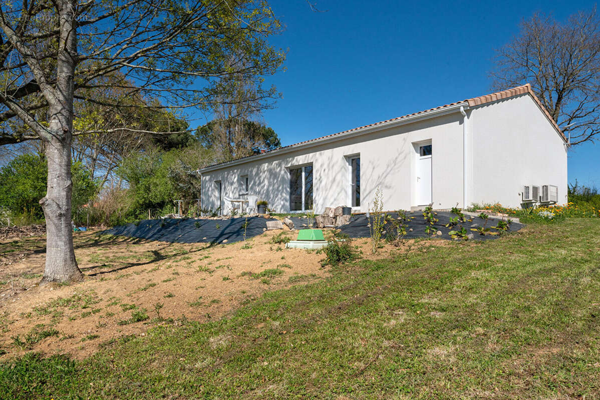 Maison 4 pièce(s) 95 m2 - photo 12