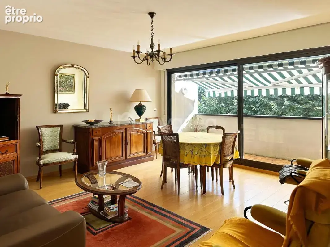 Photo Appartement à Bouille-Saint-Paul au prix de 265 000€