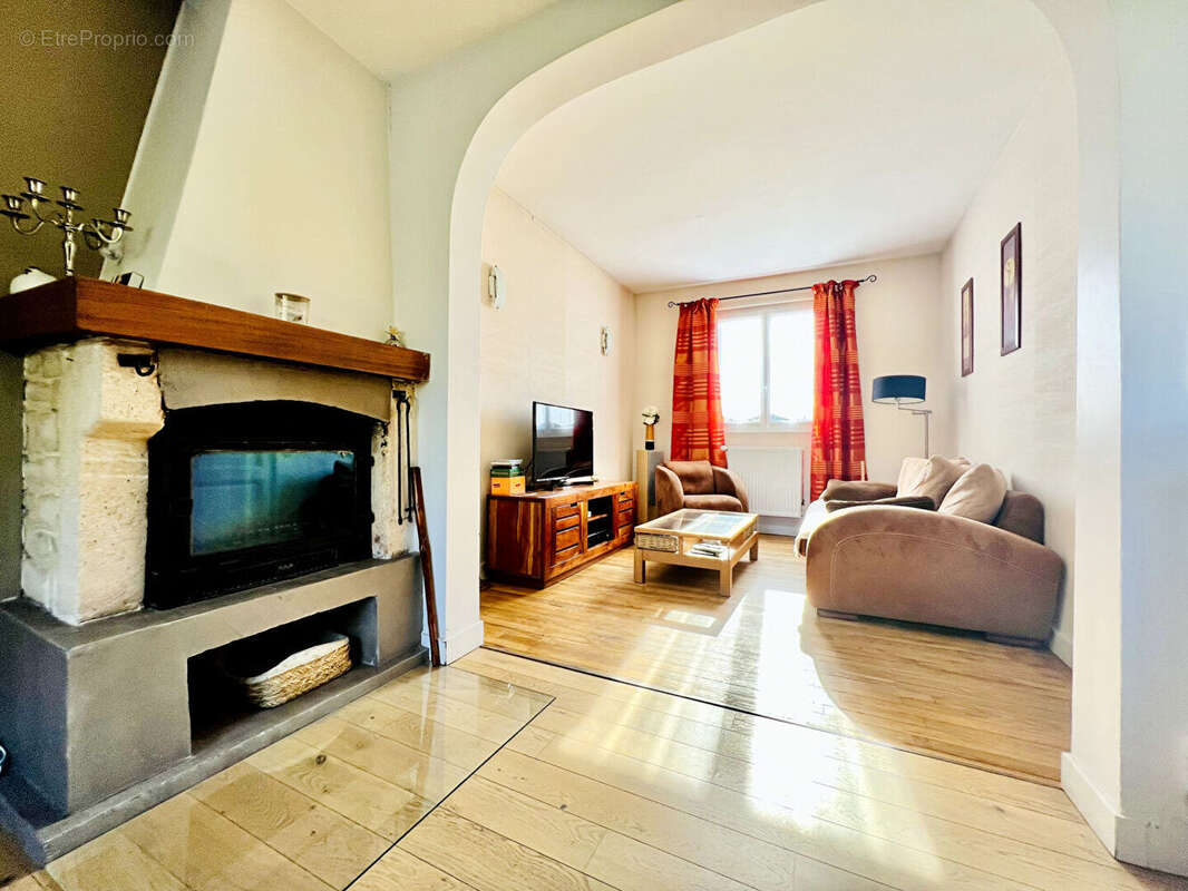 Maison à CHOISY-LE-ROI