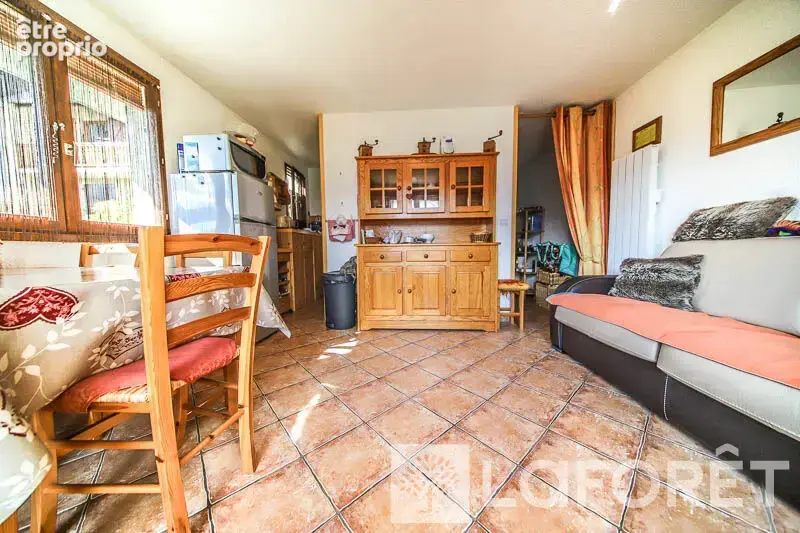 ** appartement type 2  - embrun - 2pièces  + cave - photo 6