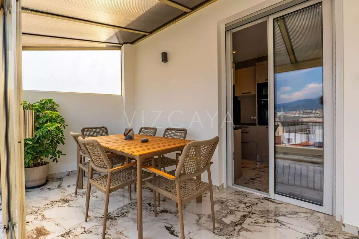 Appartement à NICE