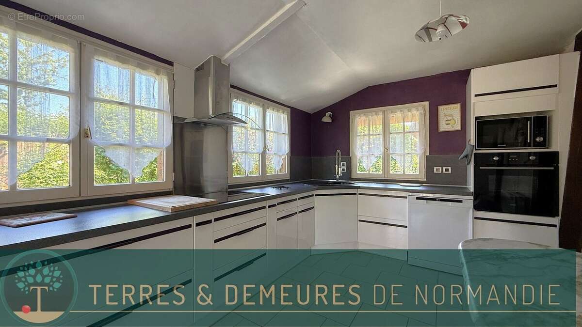 Maison à OSMOY-SAINT-VALERY