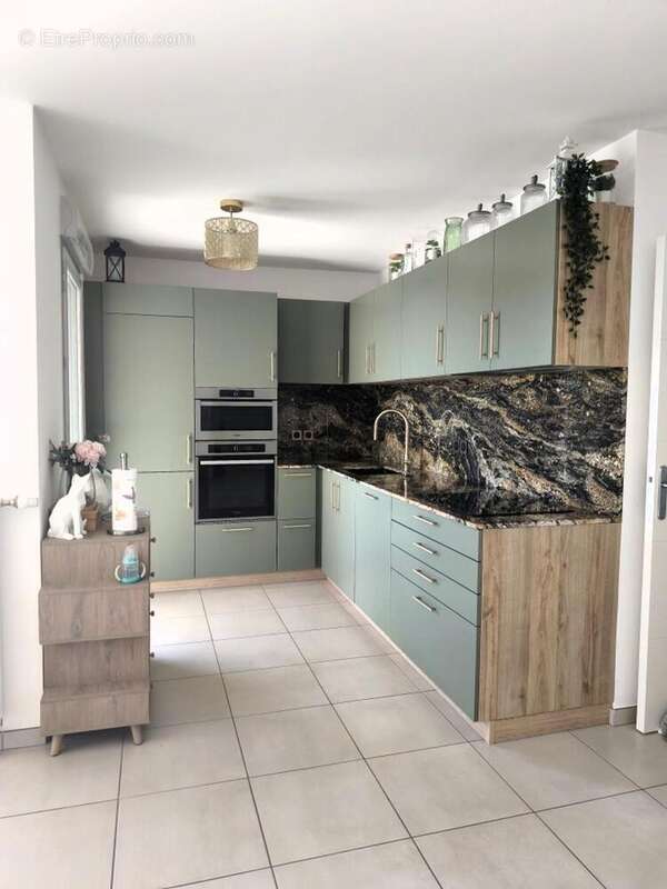 Photo 2 - Appartement à CALUIRE-ET-CUIRE