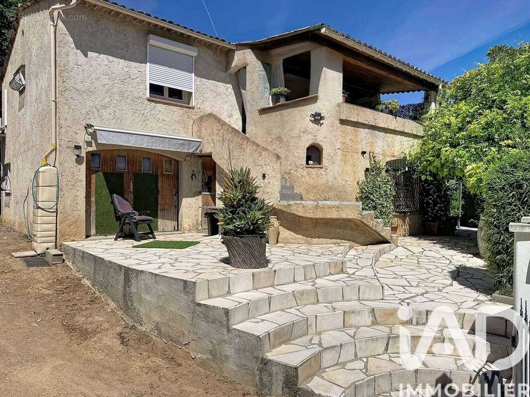 Photo 2 - Maison à FAYENCE