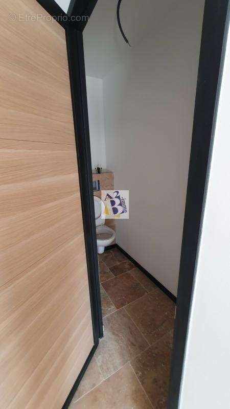 Maison à RUELLE-SUR-TOUVRE