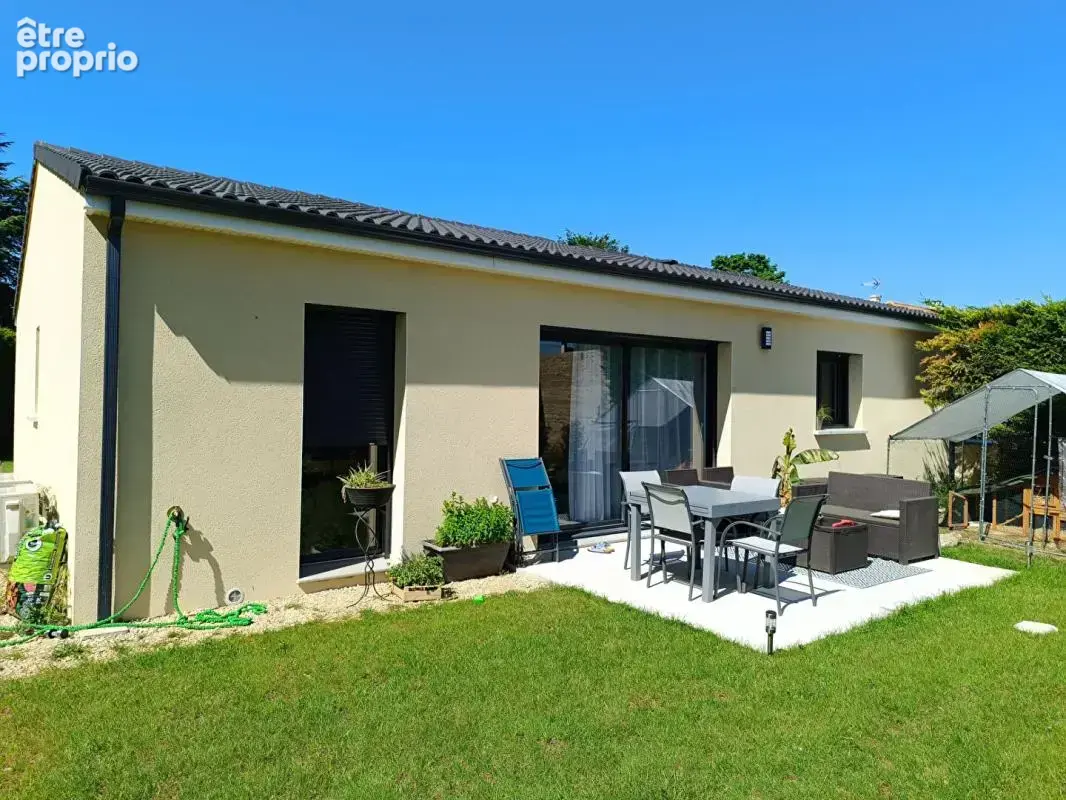 Maison à CHATEAU-LARCHER