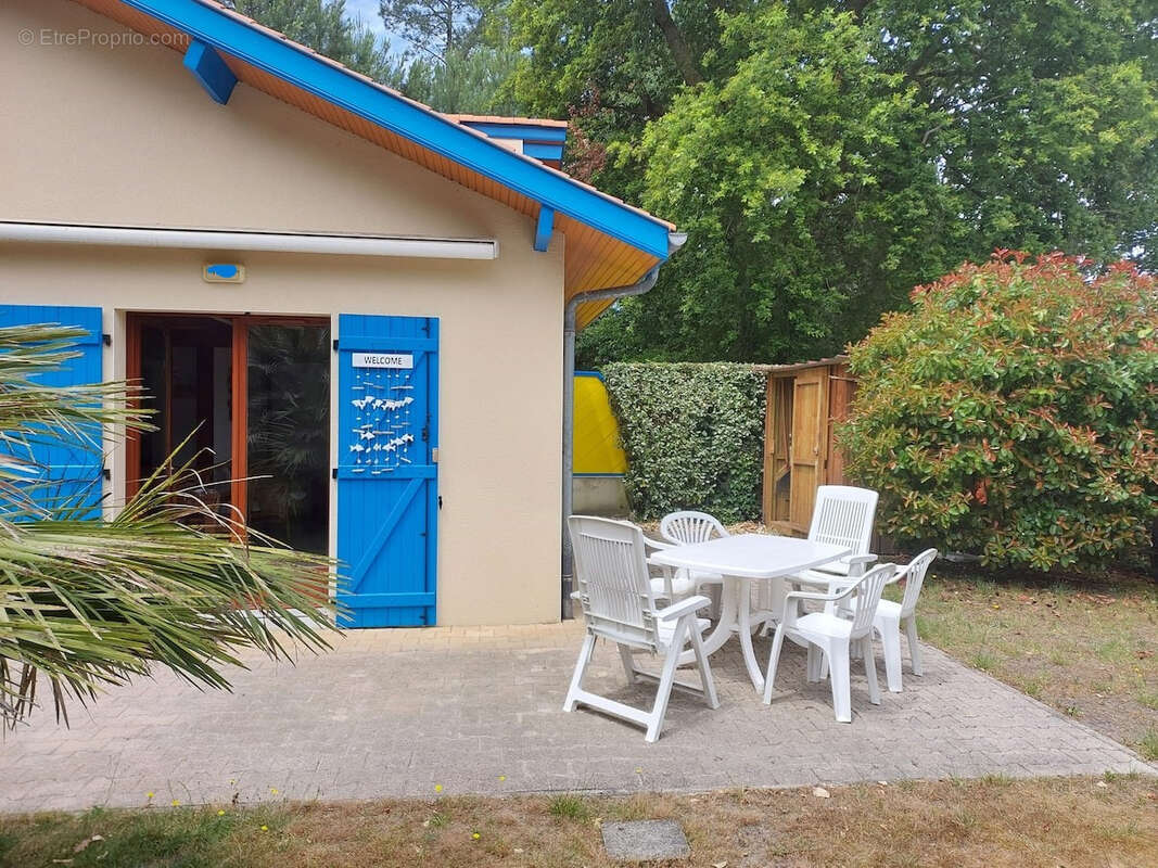 Maison à SAINT-JULIEN-EN-BORN